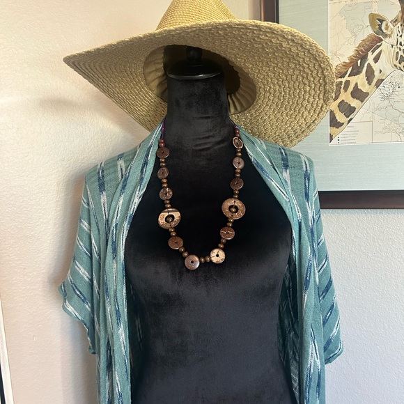 Laguna Silk kimono by Trades of Hope - Picture 3 of 7